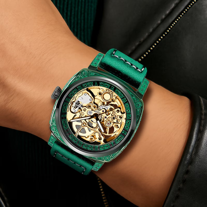 4 pièces Montre Mécanique Homme en PU & Coffret Cadeau avec Ceinture Assortie - Motif Sculpté Jaune-Vert (Bracelet, Collier, Bague)